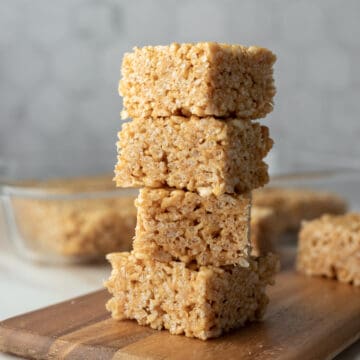 close up stack of 4 rice krispie squares