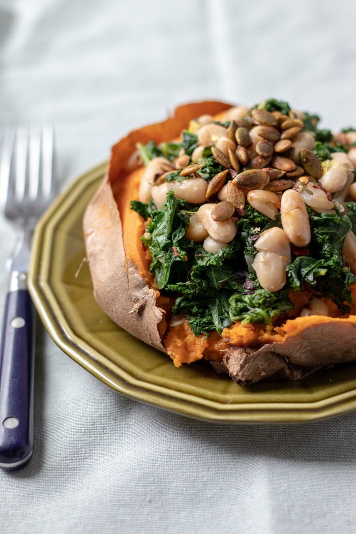 Sweet Potatoes with Lemony Kale and White Beans 