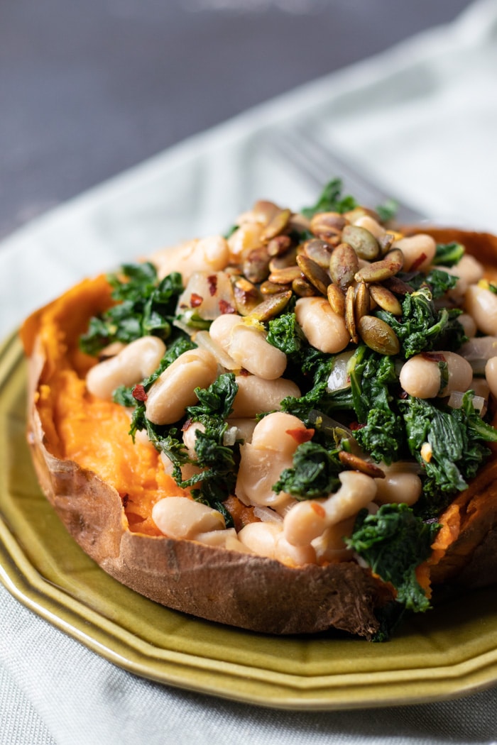 Sweet Potatoes with Lemony Kale and White Beans-3