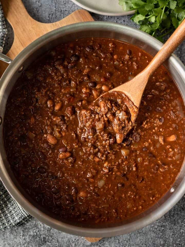 a pot full of thick and meaty vegan chili.