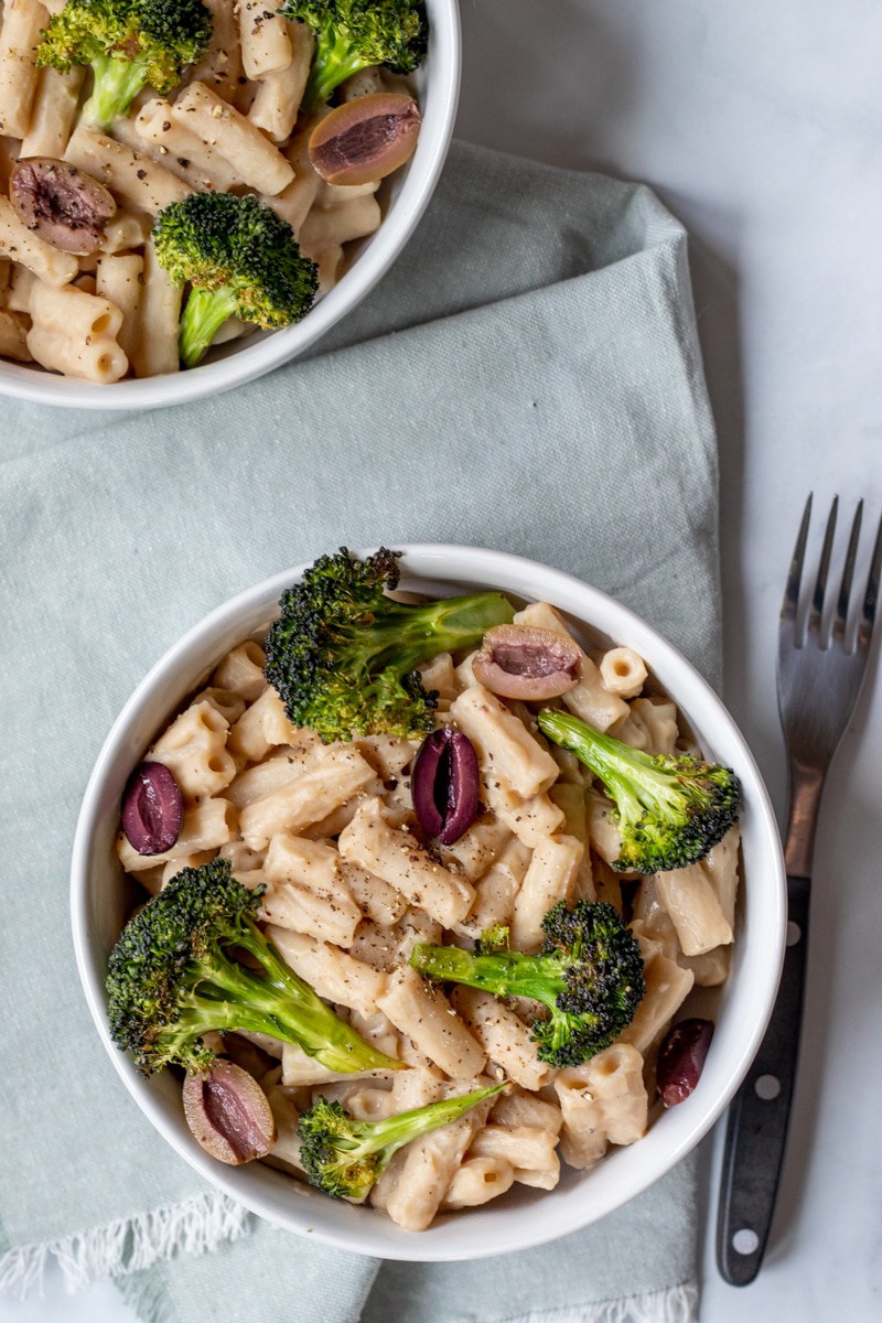 Penne with Roasted Garlic White Bean Puree