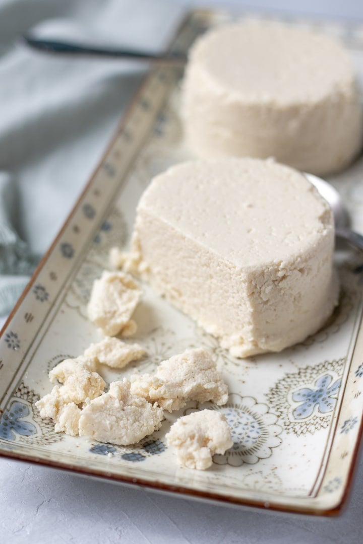 Easy Vegan Queso Fresco (8 Ingredients)