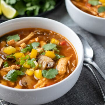 spicy Thai soup with soy curls