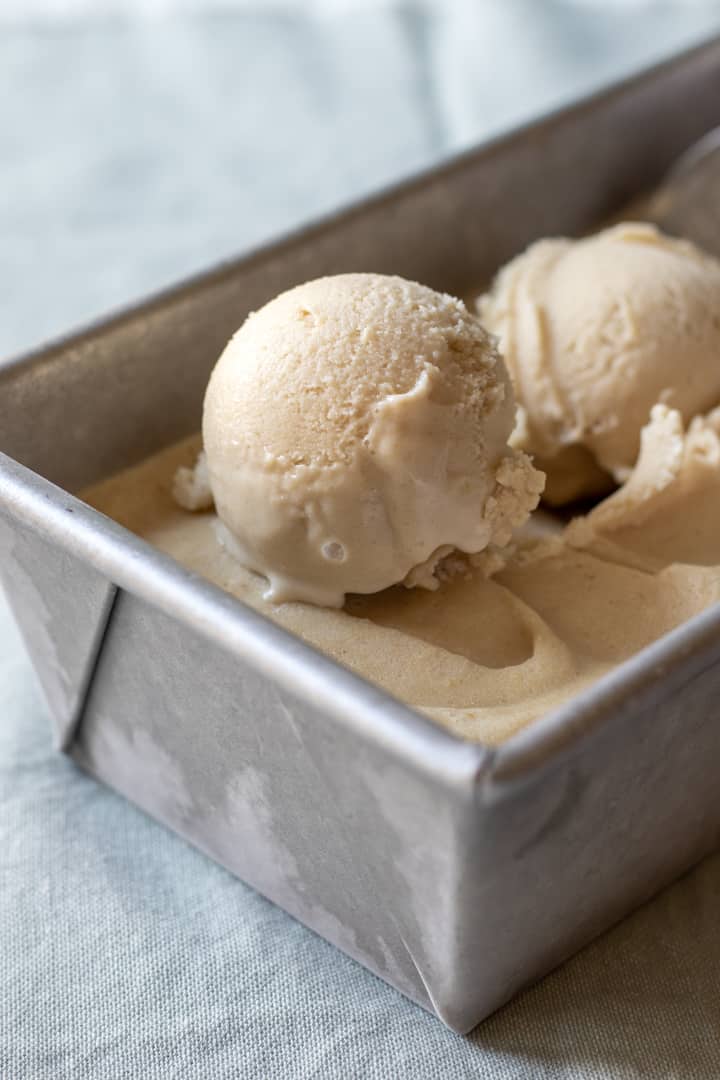 Oat milk maple ice cream (ninja creami) it doesn't look great but it's so  yummy - 130 per 1/2 c serving : r/goodrestrictionfood