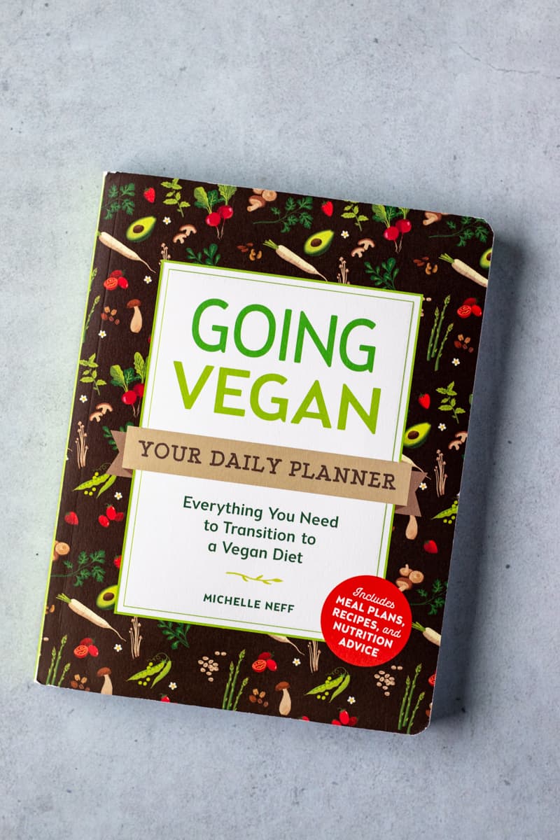 cover of the book Going Vegan: Your Daily Planner.