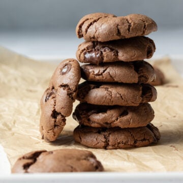 big stack of chocolate cookies