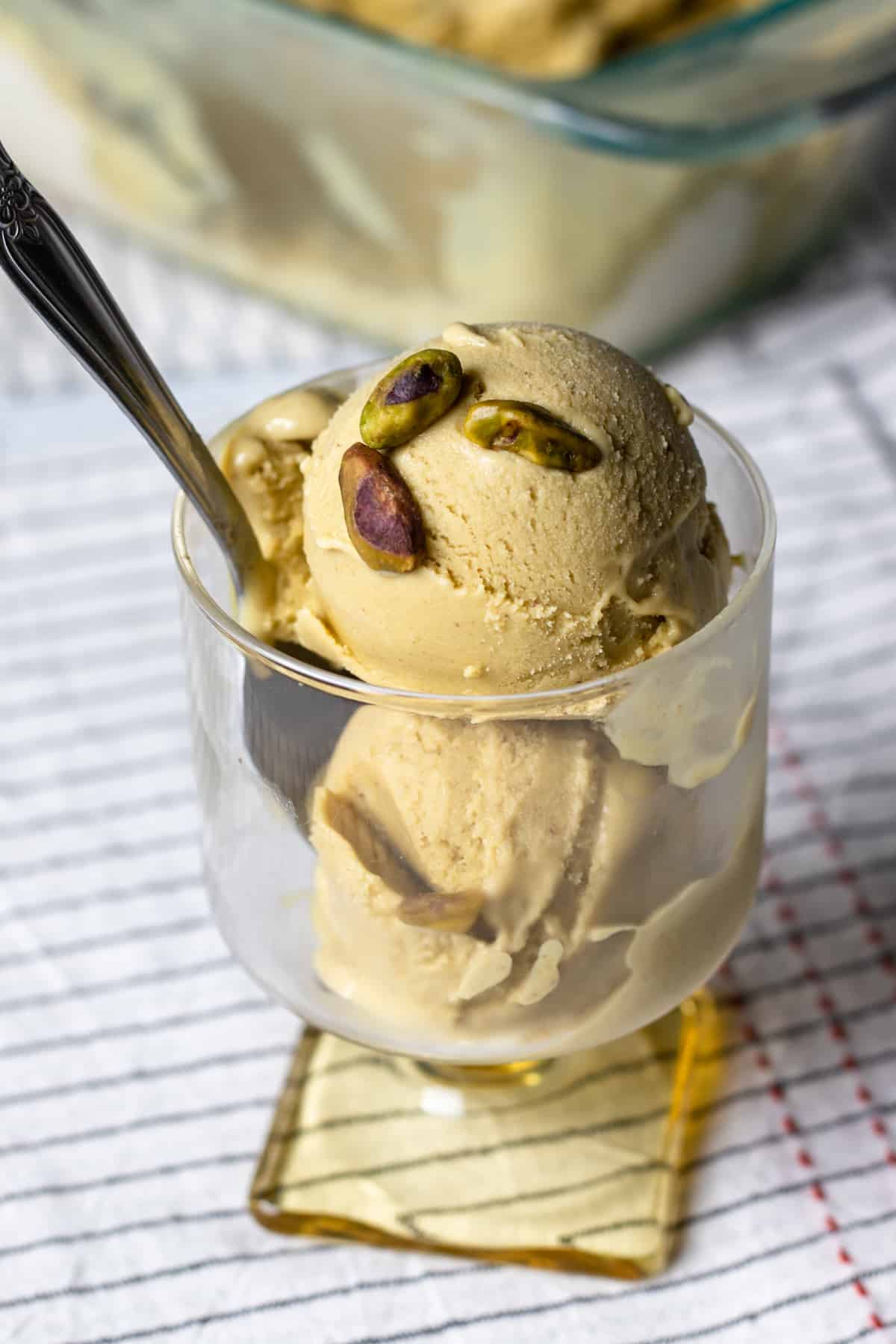 https://myquietkitchen.com/wp-content/uploads/2020/07/Vegan-Pistachio-Oat-Milk-Ice-Cream-3.jpg