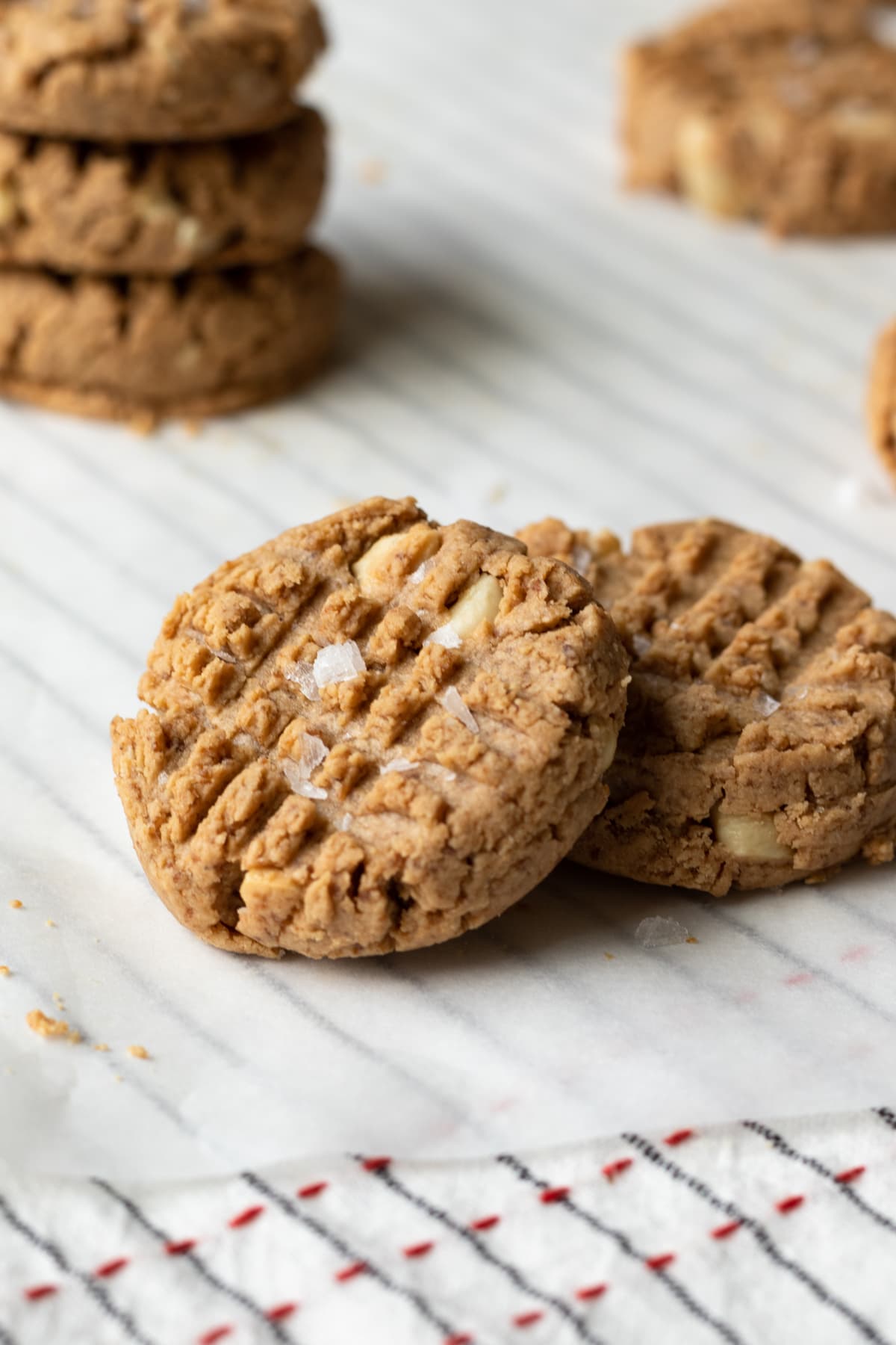 close up of the top of a baked cashew butter cookie.