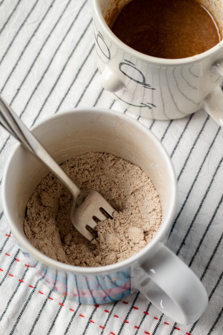 Healthy Oatmeal Mug Cake (Vegan) My Quiet Kitchen