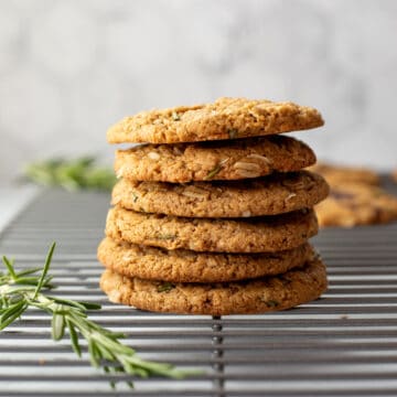 stack of oil-free rosemary cookies